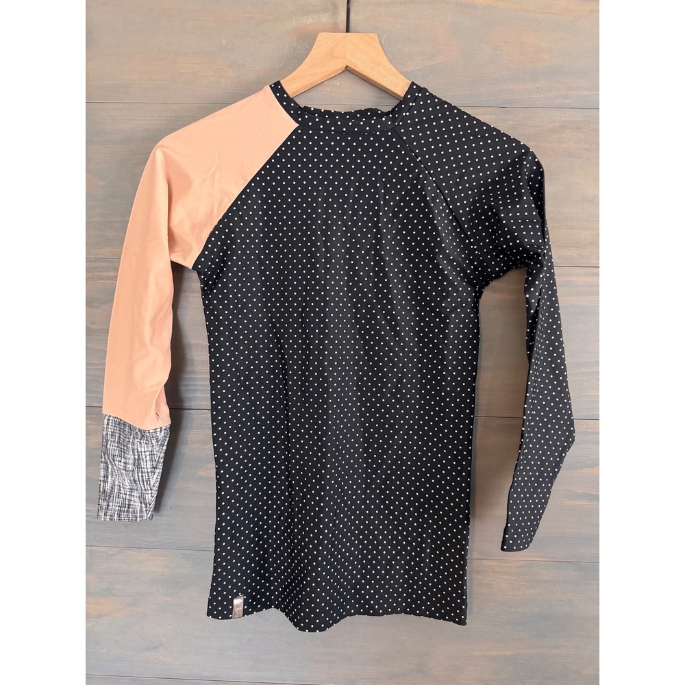 Seea Black & Peach Polka Dot Long Sleeve Rash Guard